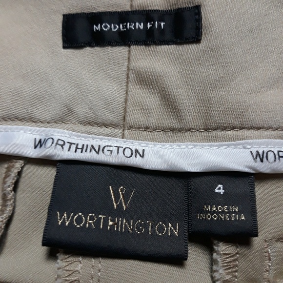 Worthington kahki colored shorts size 4 - Picture 3 of 5